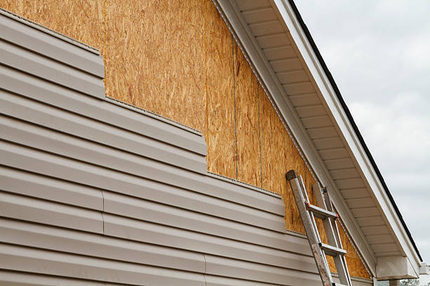 Professional Vinyl Siding technician working in Mont Alto, PA
